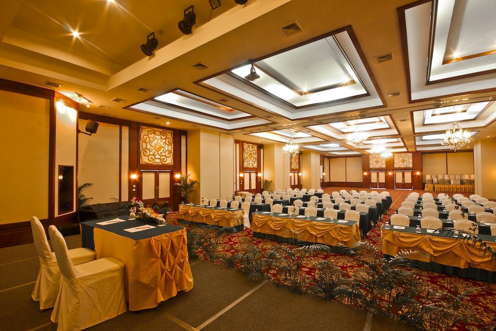 Phuket Orchid Resort And Spa Karon Extérieur photo